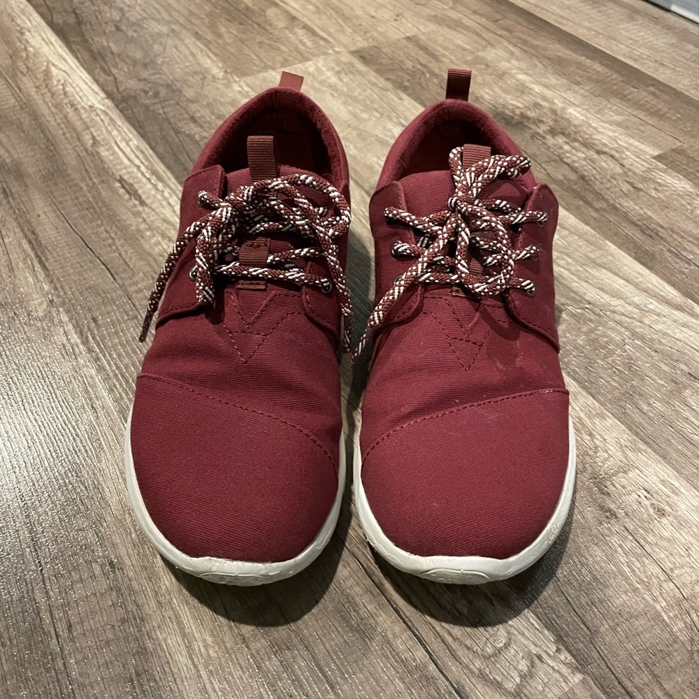 TOMS Womens Sneakers
